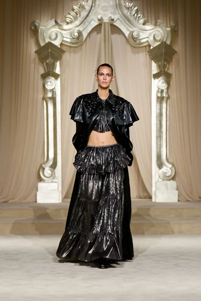 Look 44
